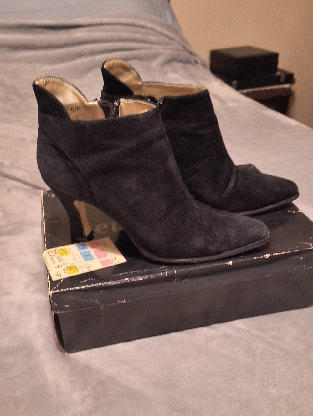 Vintage Newport News black suede leather boots size 6.5